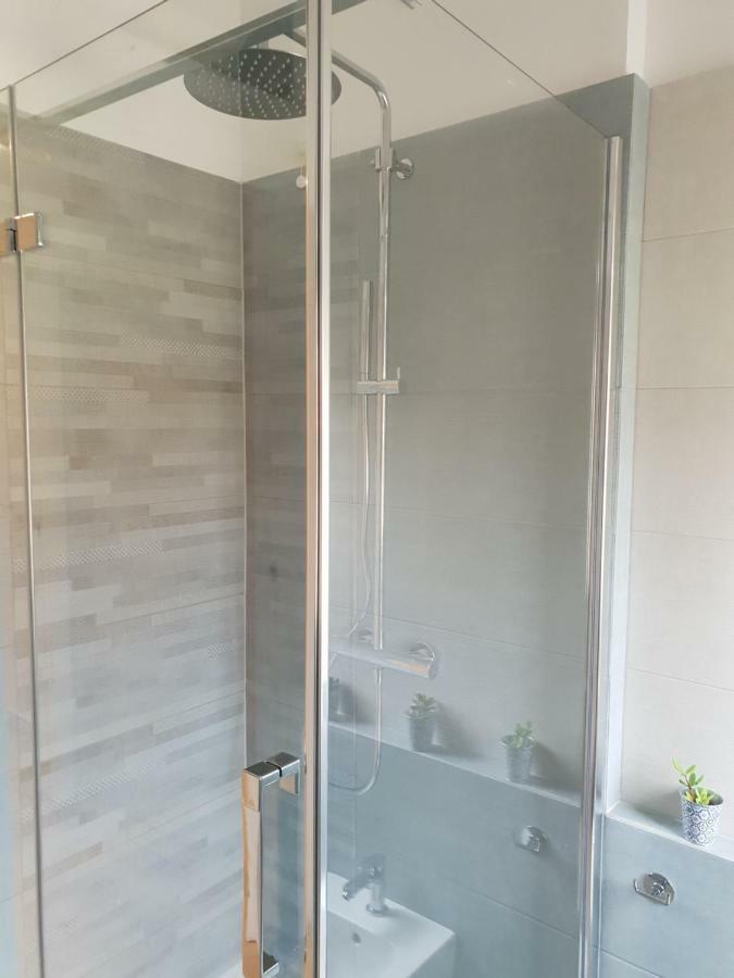 34 Via Giulio Carcano Appartement *